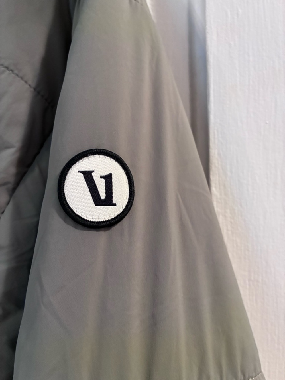 NWOT Vuori Canyon Insulated Jacket Light Olive Green Full Zip 2XL - Picture 7 of 10